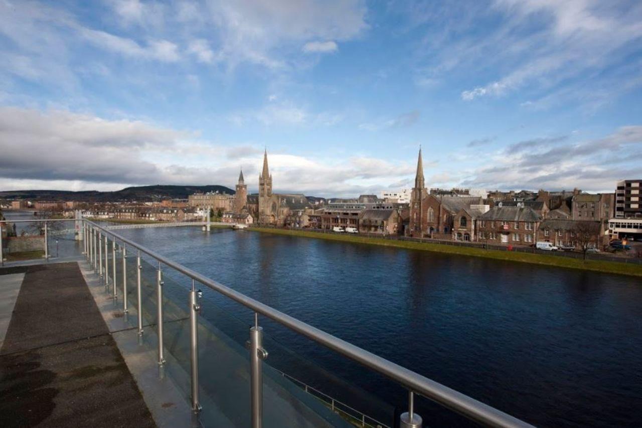 Premier Inn Inverness Centre - River Ness Esterno foto