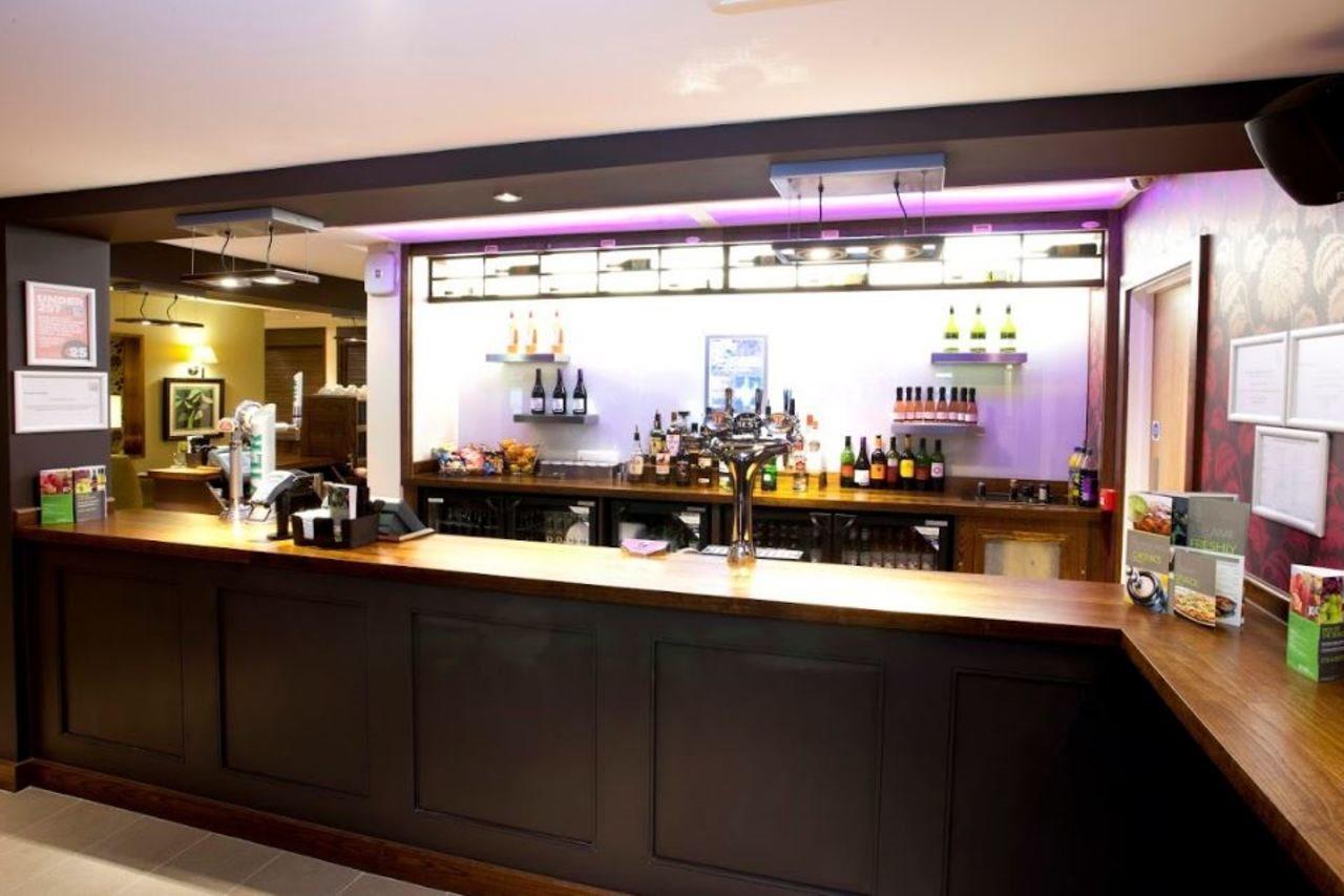Premier Inn Inverness Centre - River Ness Esterno foto