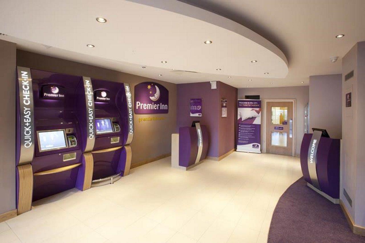 Premier Inn Inverness Centre - River Ness Esterno foto