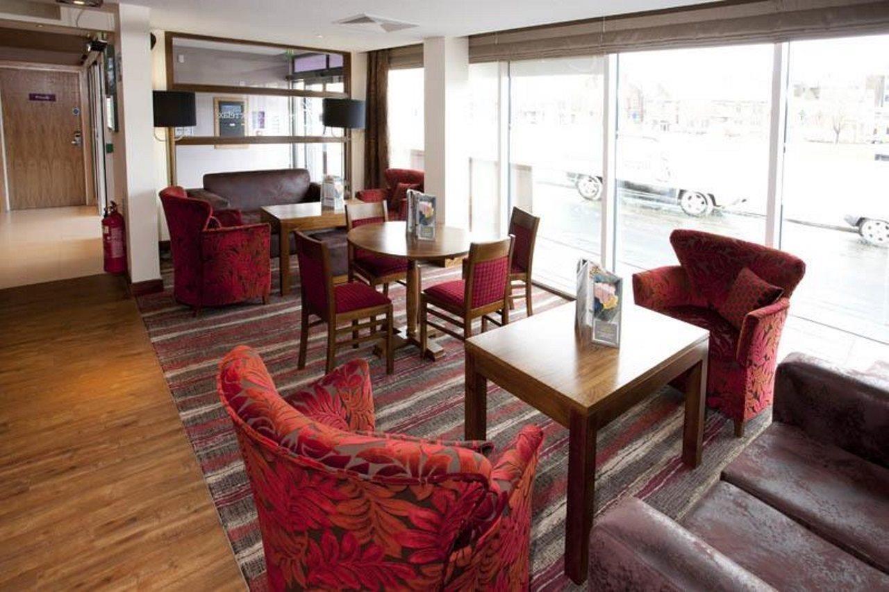 Premier Inn Inverness Centre - River Ness Esterno foto